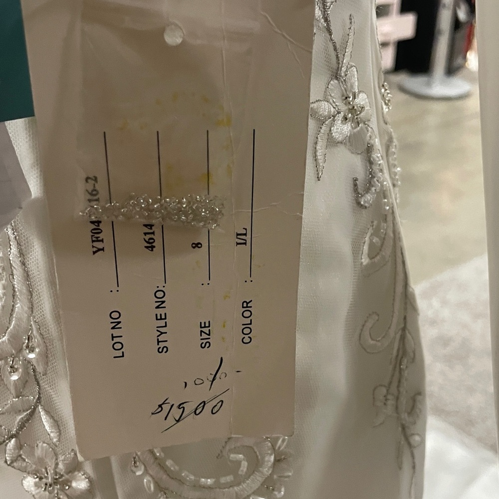 Strapless Wedding Dress - Picture 7 of 8